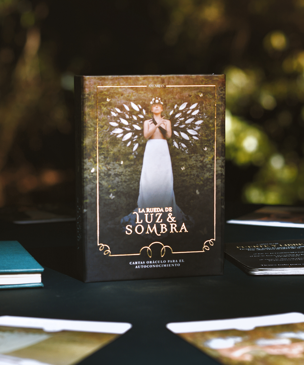 Cartas Oráculo La Rueda de Luz & Sombra